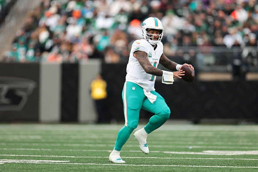 Steelers vs. Dolphins Prediction, Odds, Picks for Monday Night Football