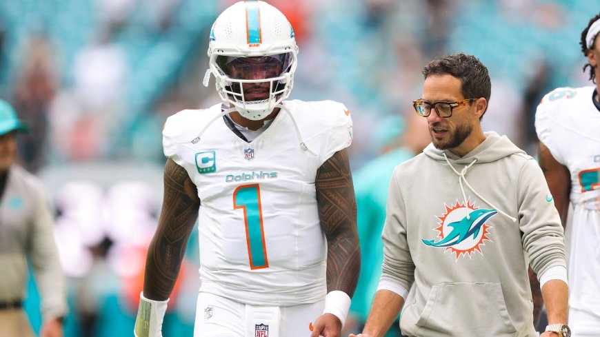 Dolphins' Mike McDaniel says 'everything is on the table' regarding potentially benching of QB Tua Tagovailoa
