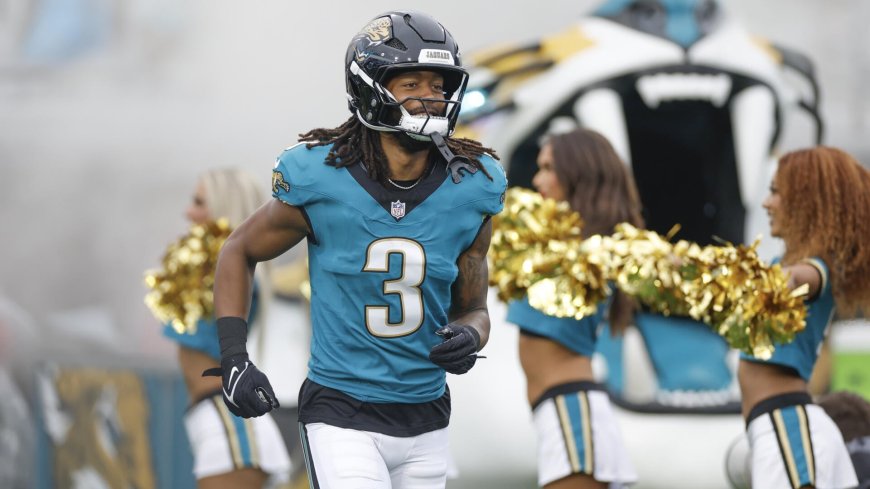 Jaguars extend WR Jakobi Meyers: Jacksonville finalizing three-year deal for trade deadline acquisition
